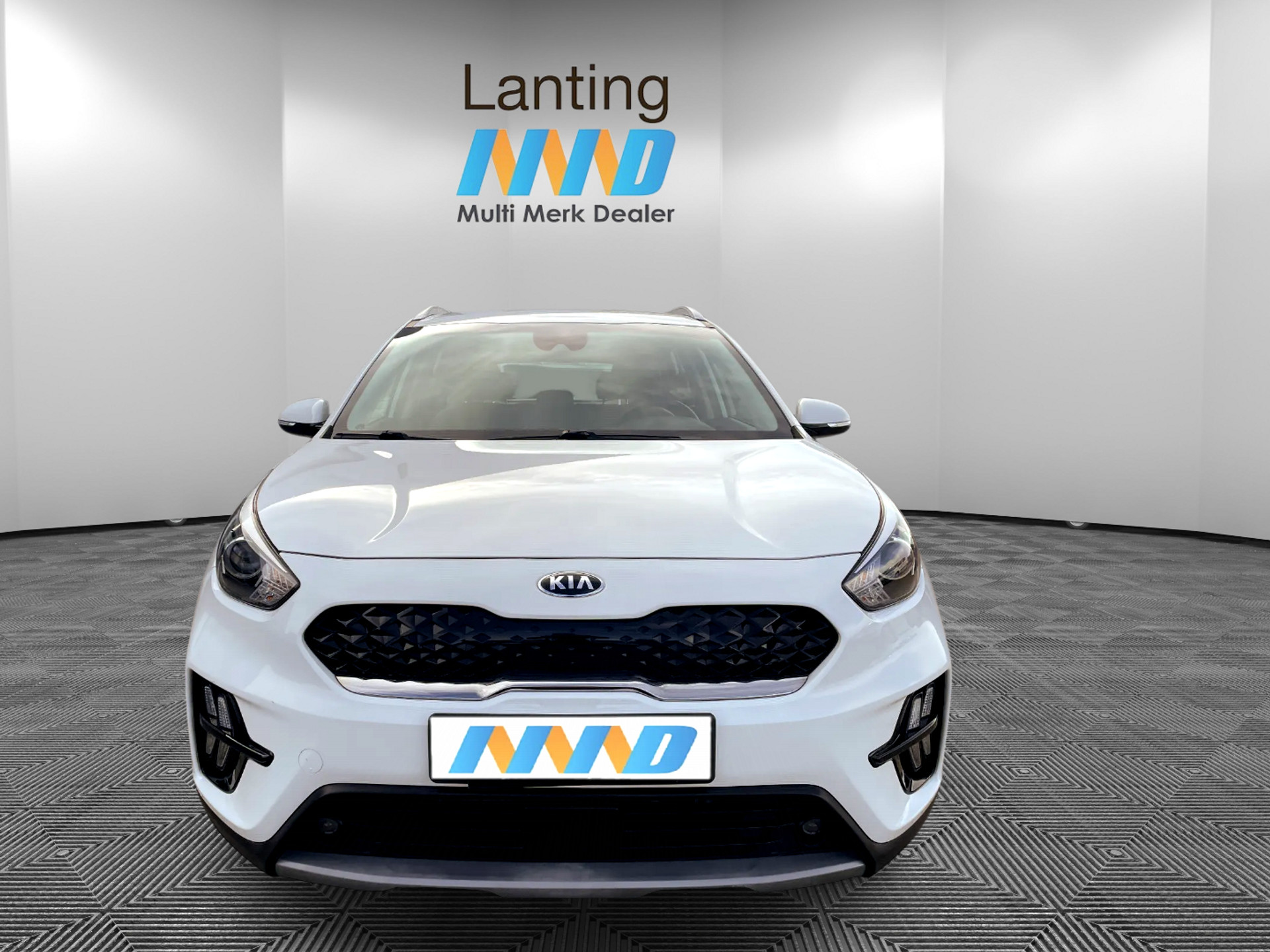 47479939-6.jpg